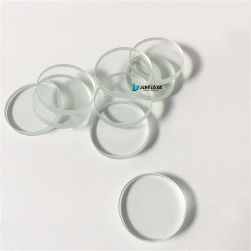 超白玻璃應用在哪些行業領域，超白玻璃作用特性與主要用途